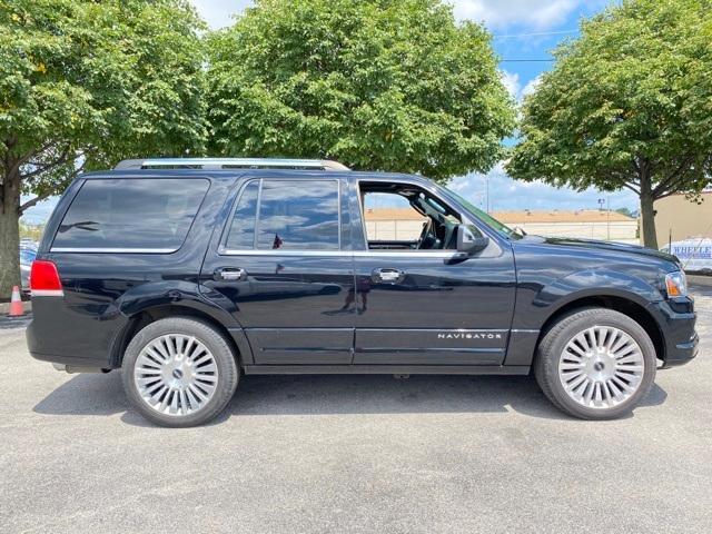 2016 Lincoln Navigator Reserve for sale in Fort Wayne, IN – photo 2