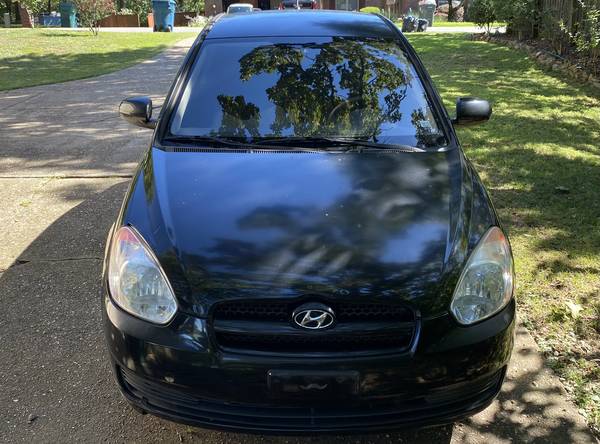Hyundai Accent great condition (low miles) - - by for sale in Little Rock, AR – photo 3