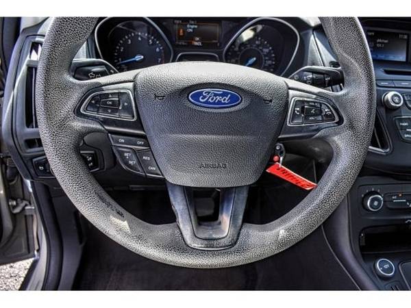 2015 Ford Focus SE sedan Gold for sale in El Paso, TX – photo 17