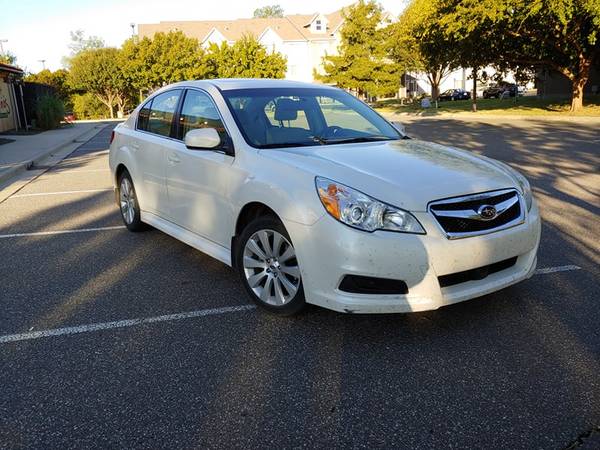 2011 SUBARU LEGACY 2.5i AWD LEATHER! SUNROOF! 1 OWNER! PRISTINE COND! for sale in Norman, KS – photo 2