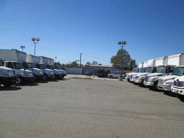 2016 isuzu NPR gas cab & chasiss 12, 000GVW TRUCK FOR BOX FLATBED for sale in Los Angeles, CA – photo 16