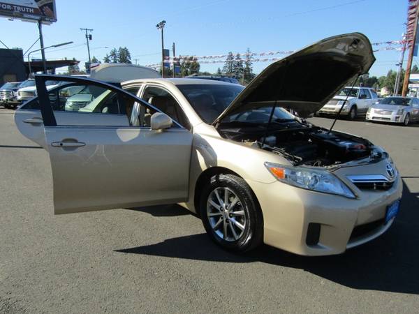 2011 Toyota Camry Hybrid 4dr Sdn BEST COLOR 126K MUST SEE ! for sale in Milwaukie, OR – photo 23