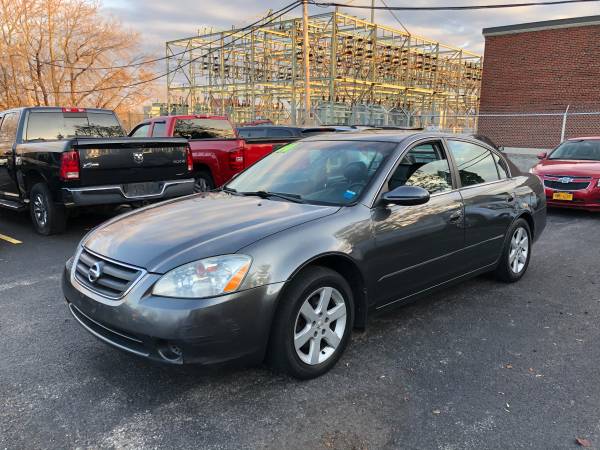 2004 Nissan Altima 2.5 SL - cars & trucks - by dealer - vehicle... for sale in Rochester , NY