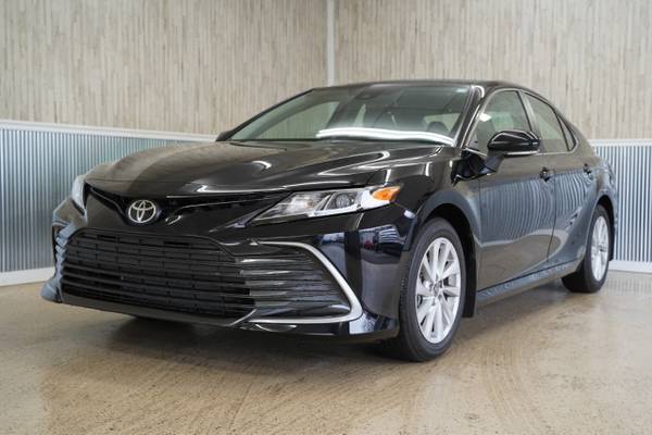 2022 Toyota Camry LE Auto (Natl) - - by dealer for sale in Nashville, TN – photo 4