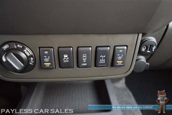 2018 Nissan Frontier PRO-4X / 4X4 /6-Spd Manual / Crew Cab / Heated Se for sale in Anchorage, AK – photo 15