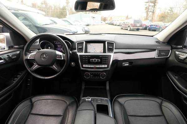 2013 Mercedes-Benz GL550 4MATIC - keyless, cooled seats, we finance for sale in Middleton, MA – photo 14