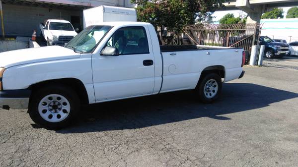 2004 Chevy Silverado 1500 long bed truck for sale in Oakland, CA