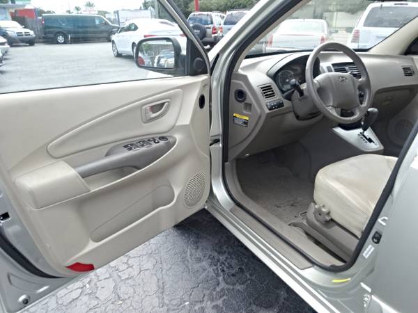 2009 HYUNDAI TUCSON LIMITED-V6-AWD-4DR SUV- 58K MILES!!! $6,900 for sale in largo, FL – photo 5