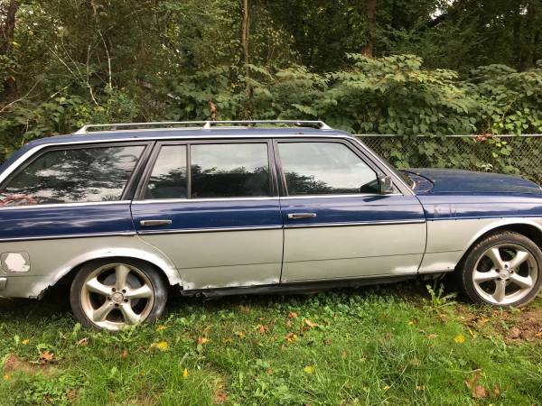 1984 Mercedes 300td Diesel Wagon for sale in Asheville, NC
