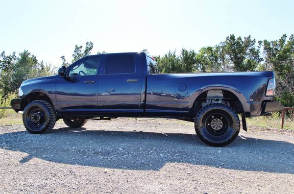 2012 RAM 3500 DUALLY*CUMMINS DIESEL*NEW 35's*RARE COLOR*MUST SEE!! for sale in Liberty Hill, TX – photo 5