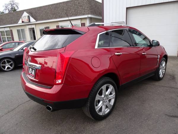 2010 Cadillac SRX AWD Performance Collection *Trade-In* for sale in Waterloo, IA – photo 6