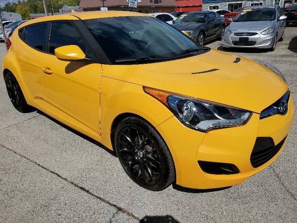 2014 Hyundai Veloster 3dr Cpe Auto w/Black Int - - by for sale in Winchester , KY – photo 4