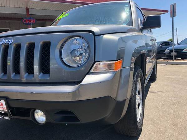 2014 Jeep Patriot Sport CREDIT WORLD AUTO SALES*EVERYONE'S APPROVED!!* for sale in Fresno, CA – photo 7