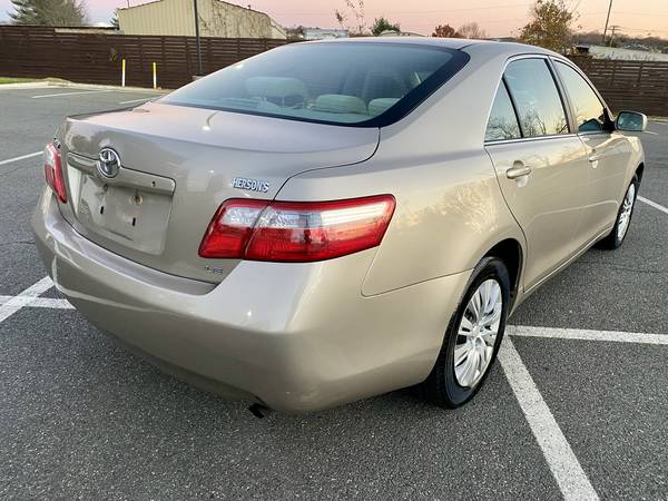 2009 Toyota Camry LE Excellent Shape Clean Title Clean Record - cars for sale in MANASSAS, District Of Columbia – photo 8
