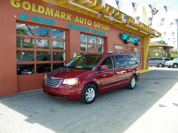2010 Chrysler Town & Country Touring SI TRABAJAS SALES MANEJANDO for sale in Sarasota, FL – photo 13