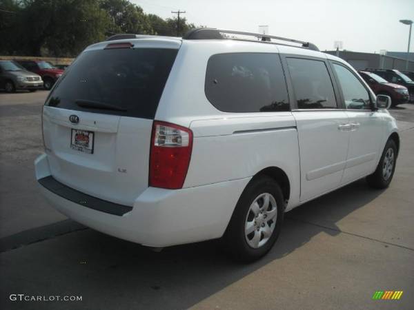 2007 Kia Sedona LX | solid and reliable - cars & trucks - by owner -... for sale in Webb, AL – photo 3