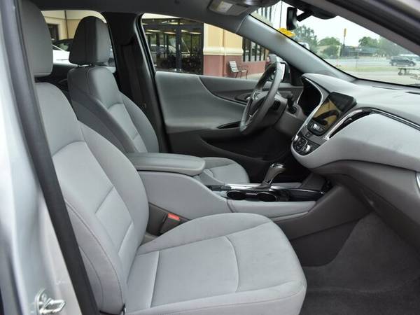 2017 Chevrolet Malibu LT w/1LT for sale in Wichita, KS – photo 5