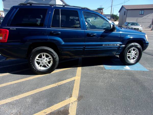 2000 Jeep Grand Cherokee - - by dealer - vehicle for sale in Rapid City, SD – photo 2