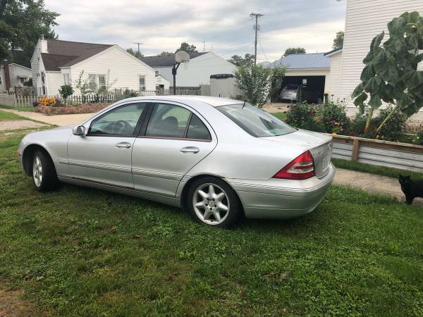 Mercedes-Benz 2002 for sale in Edon, IN – photo 2