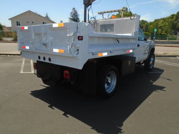 1998 GMC 3500HD 2/3 YARD DUMP LOW MILES - - by dealer for sale in San Leandro, CA – photo 8