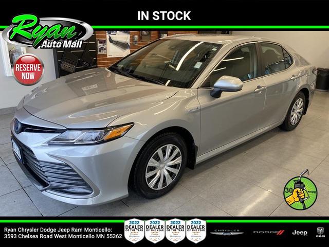 2021 Toyota Camry Hybrid LE for sale in Monticello, MN