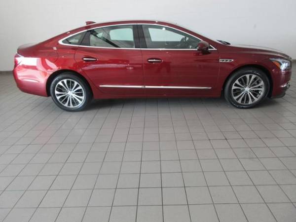 2017 BUICK LACROSSE PRICED BELOW KBB PRICE 23, 301 OUR PRICE - cars for sale in Green Bay, WI – photo 9