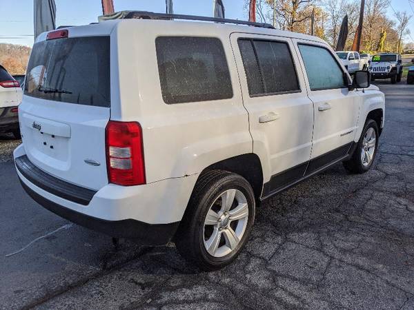 2014 Jeep Patriot Latitude 4WD - cars & trucks - by dealer - vehicle... for sale in Knoxville, TN – photo 7