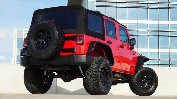 2011 Jeep Wrangler Unlimited *(( LIFTED LOW MILES ))* 4 DOOR for sale in Austin, TX – photo 5