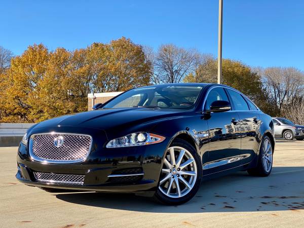 Jaguar XJ 5.0 V8 (X351) Absolute Beauty for sale in milwaukee, WI