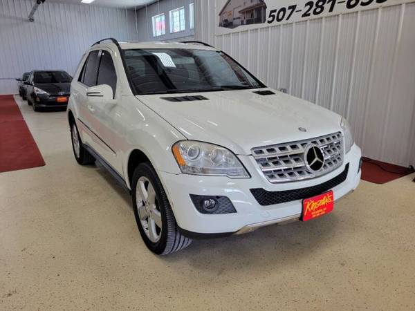 2011 MERCEDES-BENZ ML 350 4MATIC - - by dealer for sale in Rochester, MN – photo 2