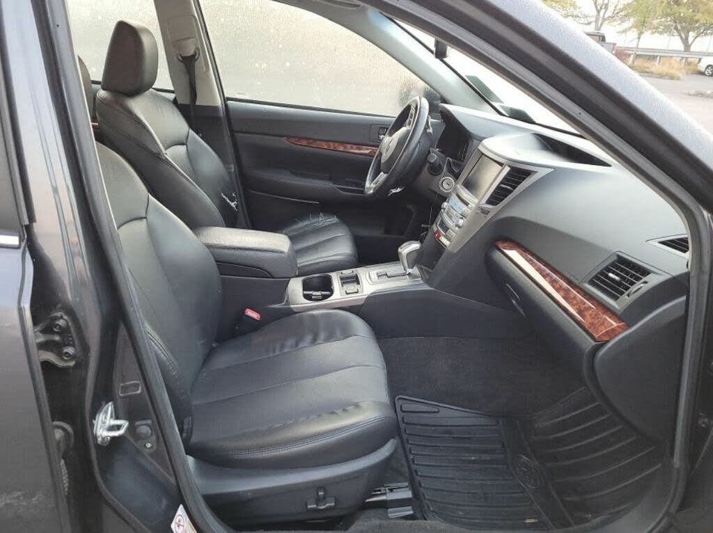 2012 Subaru Legacy 3.6R Limited for sale in Redmond, WA – photo 9