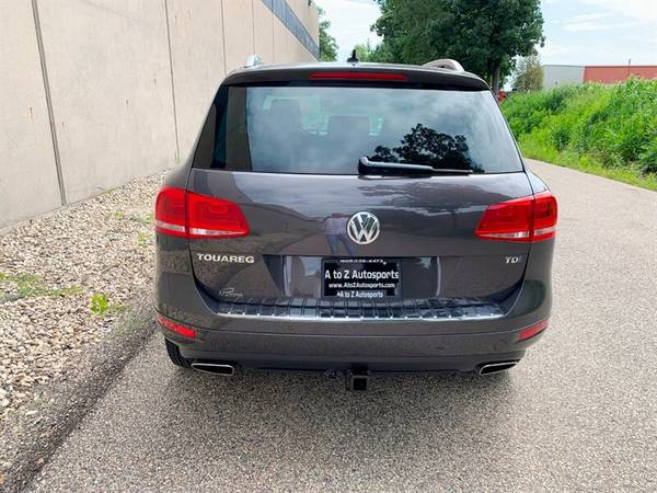 2011 Volkswagen VW Touareg TDI - Desirable Diesel MPG -1-OWNER LOW Mil for sale in Madison, WI – photo 5