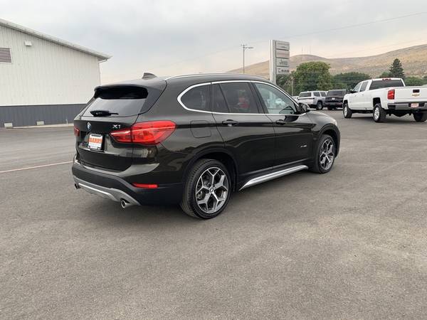 2017 BMW X1 xDrive28i Green - - by dealer for sale in Wenatchee, WA – photo 8