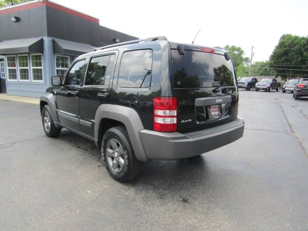 2010 Jeep Liberty Renegade 4x4 4dr - - by dealer for sale in TROY, OH – photo 6