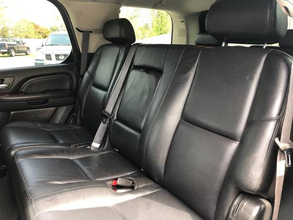 2007 CADILLAC ESCALADE 1500 1/2 ton - - by dealer for sale in Woodbridge, District Of Columbia – photo 9