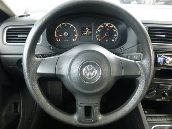 2011 VOLKSWAGEN JETTA - ONLY 30K MILES - 5-SPEED - 1-OWNER - CARFAX for sale in Millbury, MA – photo 13