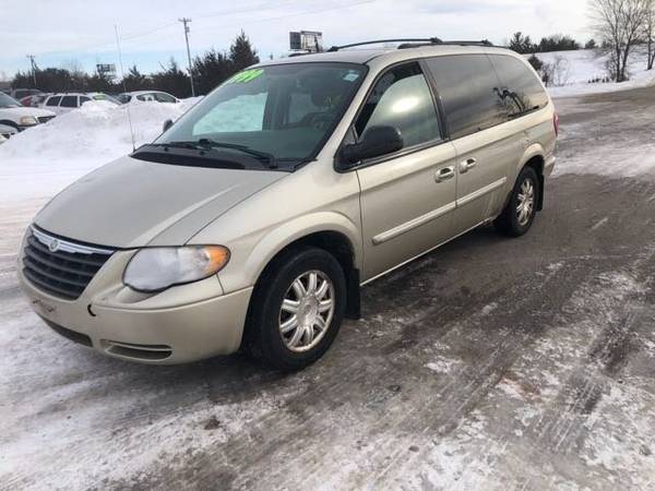 2005 Chrysler town and country - - by dealer - vehicle for sale in Princeton, MN – photo 4
