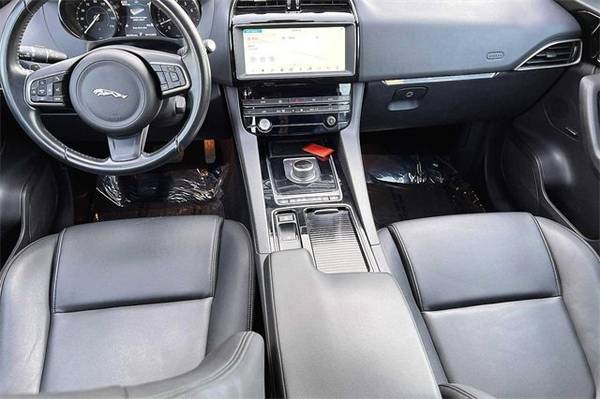 2020 Jaguar F-pace 25t Premium - - by dealer - vehicle for sale in Elk Grove, CA – photo 18