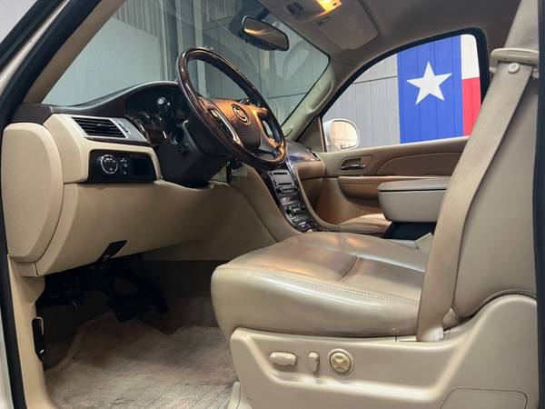 2009 Cadillac Escalade - - by dealer - vehicle for sale in Arlington, TX – photo 12