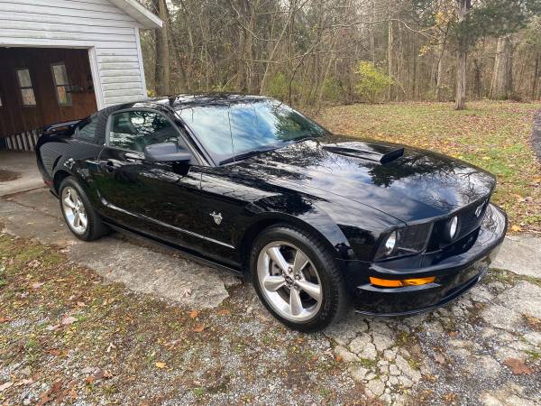2009 Ford Mustang Premium GT 97k, auto, 45 anniversary clean gt -... for sale in Williamsport, WV