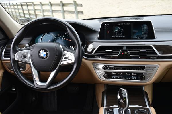 2018 BMW 750i xDrive - - by dealer - vehicle for sale in Great Neck, NY – photo 22
