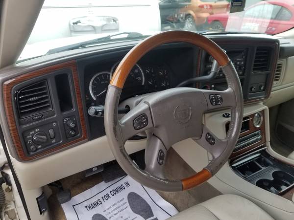 2003 Cadillac Escalade $7300 Or best offer for sale in Charlotte, NC 28206, NC – photo 21