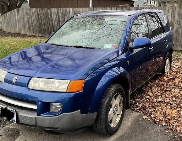 2005 Saturn Vue AWD - cars & trucks - by owner - vehicle automotive... for sale in Geneva, NY – photo 2