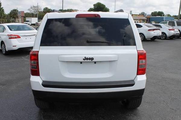 2012 Jeep Patriot White *Priced to Go!* for sale in PORT RICHEY, FL – photo 6