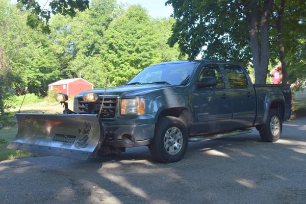 2008 GMC Sierra 1500 SLE 4WD Crew Cab - with Plow for sale in Other, NH – photo 2