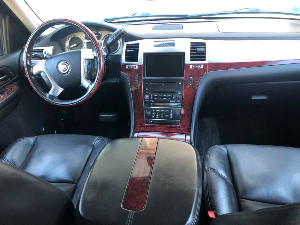 2009 CADILLAC ESCALADE EXT 4x4 for sale in Naujaat, RI – photo 20