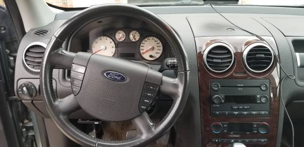 2007 Ford Freestyle Limited - cars & trucks - by owner - vehicle... for sale in Milan, MI – photo 7