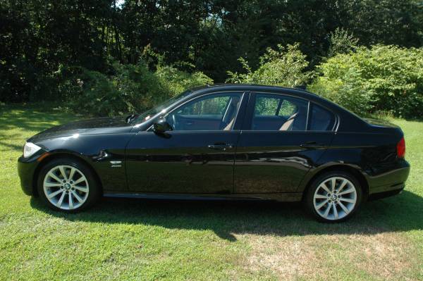 2011 BMW 328i X Drive - BLACK BEAUTY - A W Drive for sale in Windham, VT – photo 5