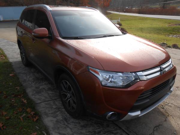 2015 MITSUBISHI OUTLANDER - - by dealer - vehicle for sale in Trafford, PA – photo 4