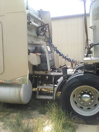 1998 Peterbilt Truck with sleeper for sale in Other, TX – photo 3